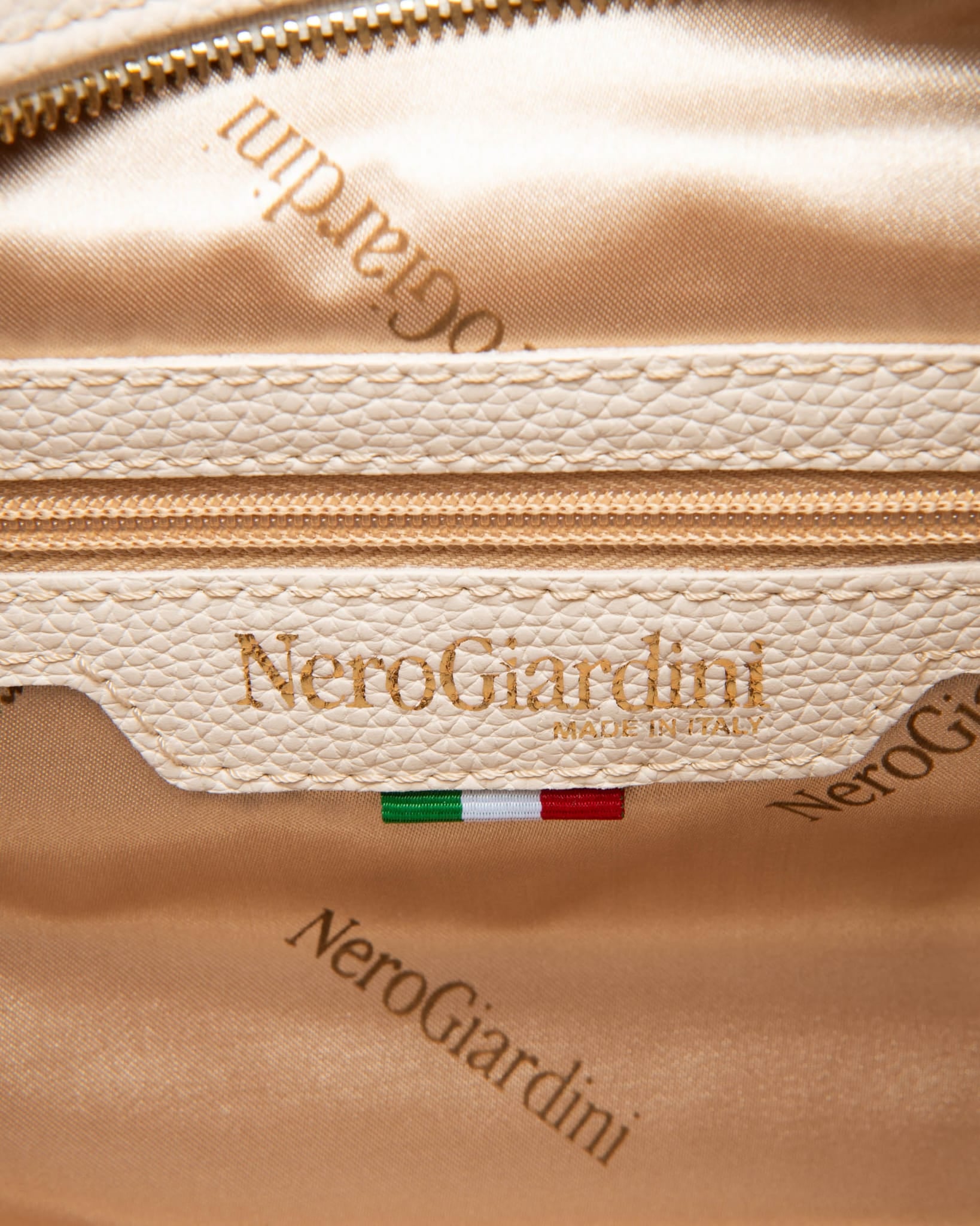 Nerogiardini borsa a spalla panna