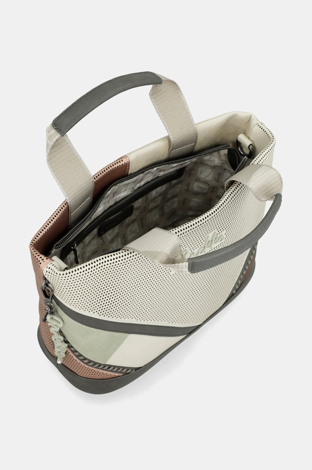 Anekke borsa Symmetra